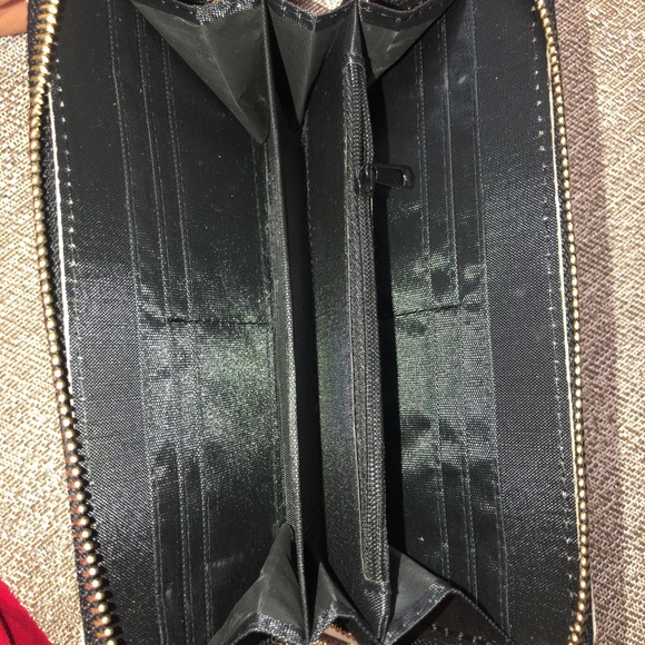 NWT T designed with❤️in Denmark zipper wallet - Picture 5 of 7